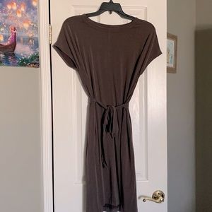 Banana Republic casual tie front cocoa colored dress.